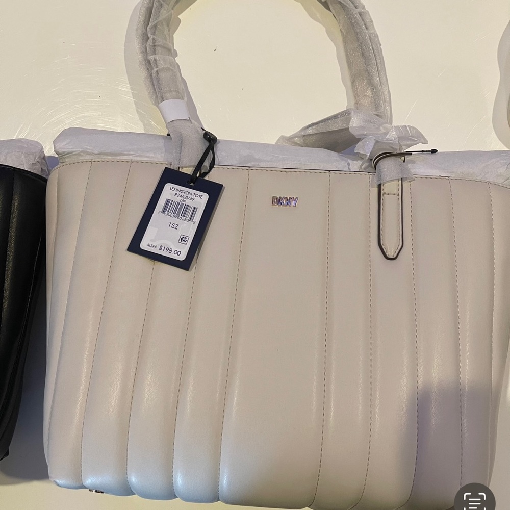 DKNY TOTE BAG